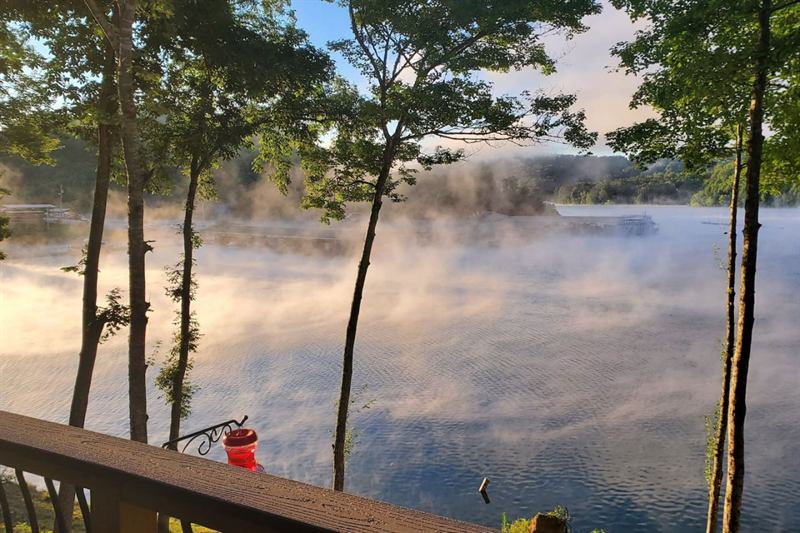 Morning fog on Norris Lake