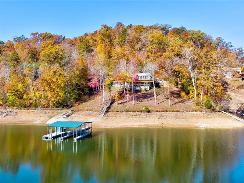 Paradise Point seen from the water